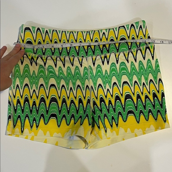 Brand New Outdoor Voices TechSweat 3" Short, Joggy Green Helios - M - Picture 6 of 6